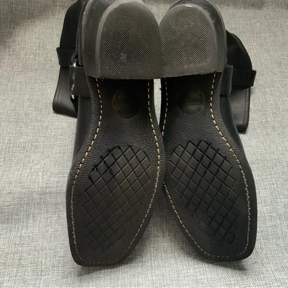 Frye 8r Harness boot in black. Size 9.5 Women’s Boot size - Picture 4 of 12
